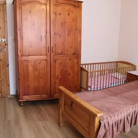 招待所 Wypoczynek Roda 3*