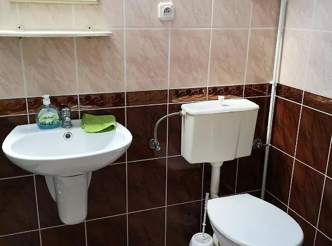 게스트하우스 Wypoczynek Roda